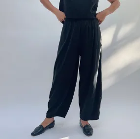 Cut Loose | Lantern Pant Black in Tencel Modal